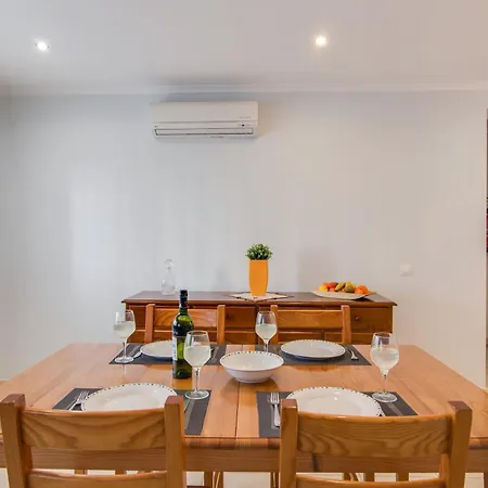 Da Em Armacao Apartament *