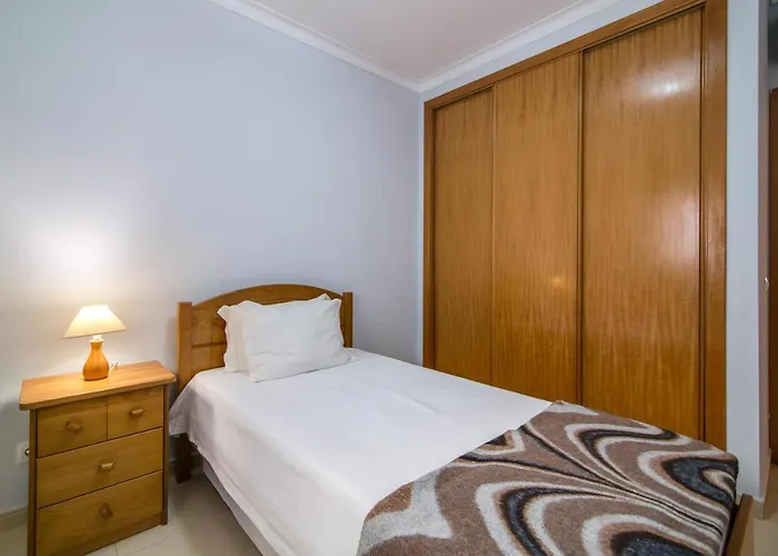 Da Em Armacao 아파트 *